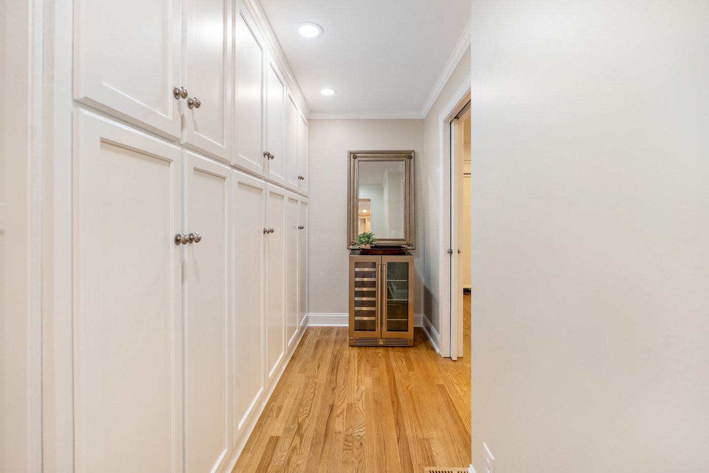 Butler's pantry and scullery