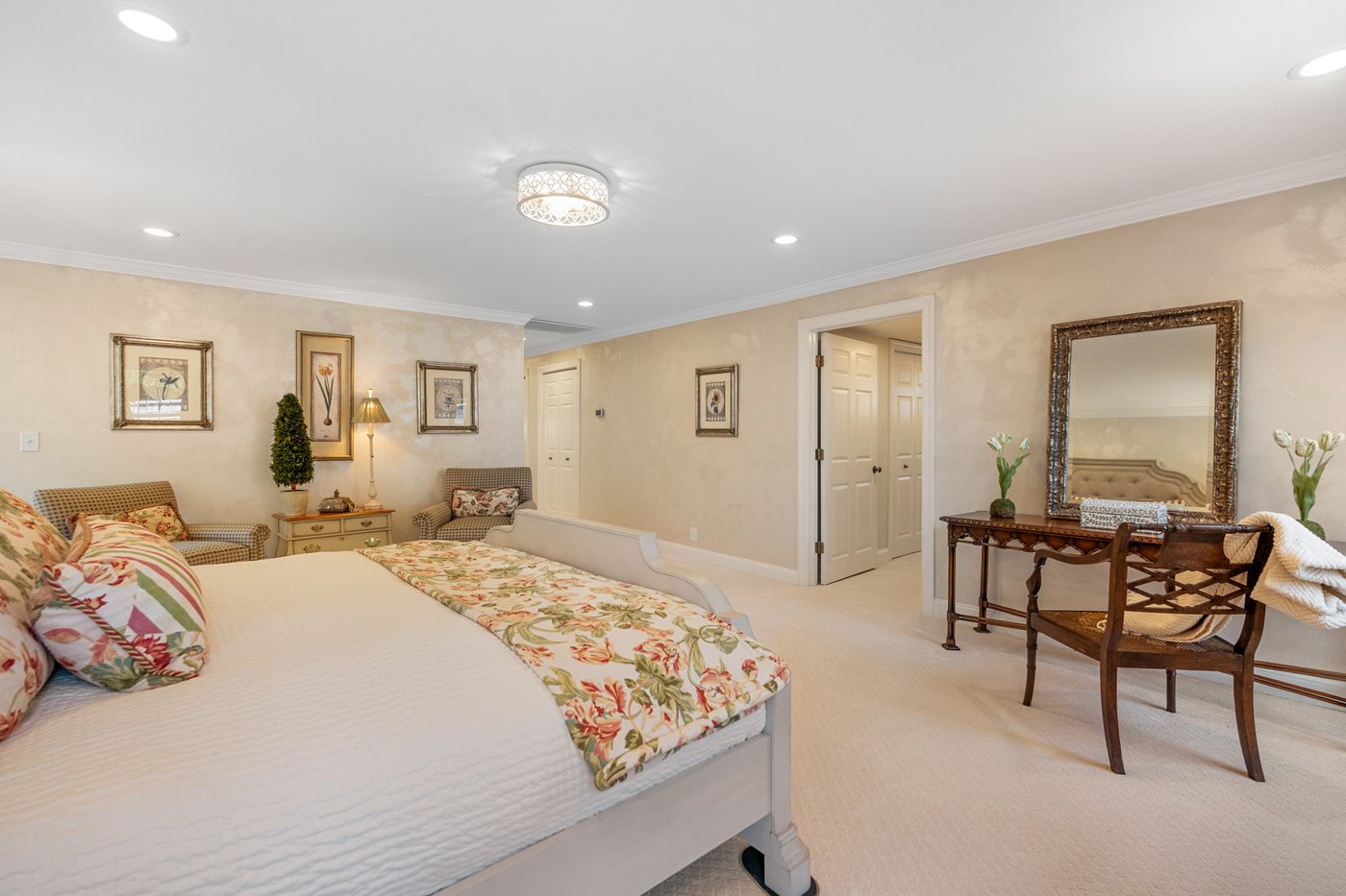 The second suite, other angle